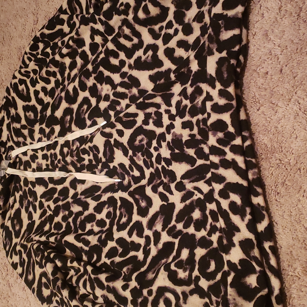 Sweater - Picture 6 of 7